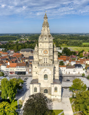 Tour_Abbatiale_Saint-Amand-les-Eaux © Office de Tourisme de La Porte du Hainaut - Vincent Damarin.jpg